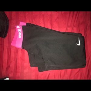 NIKE leggings